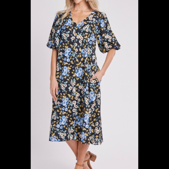 Tyler Boe Dresses & Skirts - Tyler Boe Diana Midi Dress Hyde Park Blue Floral $205 Size Small